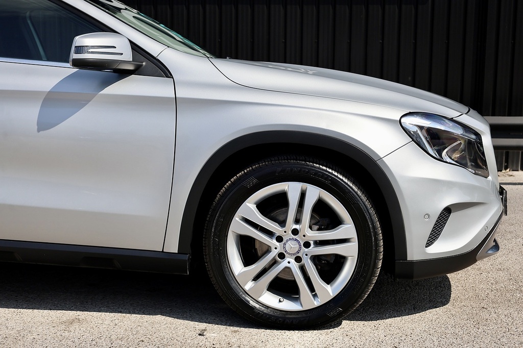 Mercedes-Benz GLA Class Gla220 Cdi 4Matic Se Black #21
