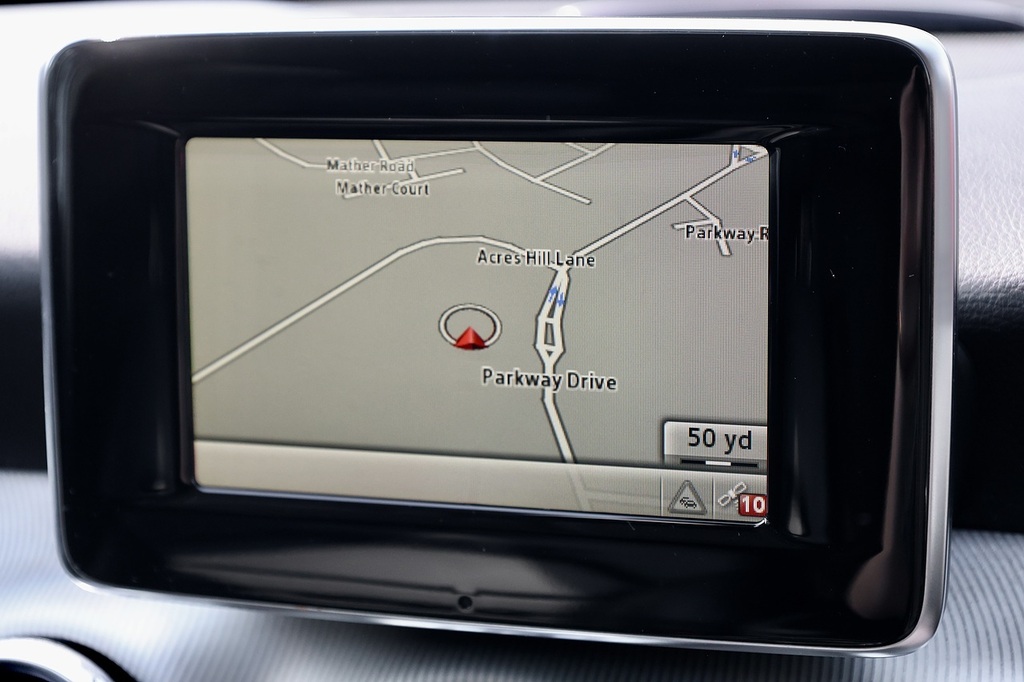 Mercedes-Benz GLA Class Gla220 Cdi 4Matic Se Black #14