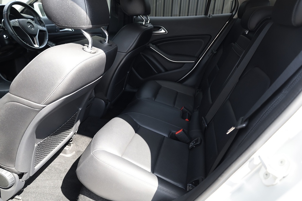 Mercedes-Benz GLA Class Gla220 Cdi 4Matic Se Black #9