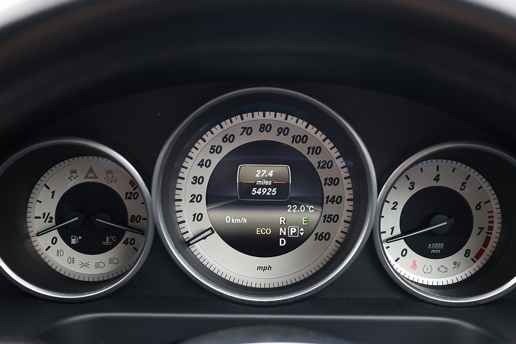 Mercedes-Benz E Class 3.0 E350 Bluetec Amg Line 255 Bhp Black #13