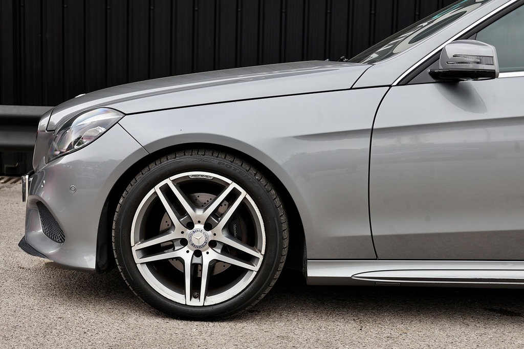 Mercedes-Benz E Class 3.0 E350 Bluetec Amg Line 255 Bhp Black #28