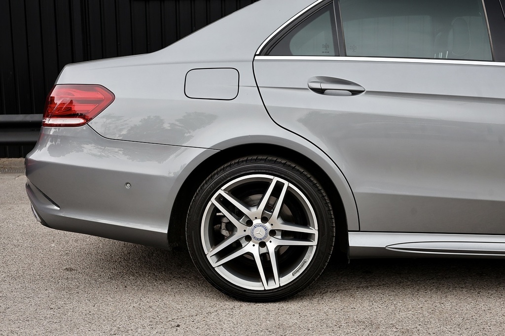 Mercedes-Benz E Class 3.0 E350 Bluetec Amg Line 255 Bhp Black #21