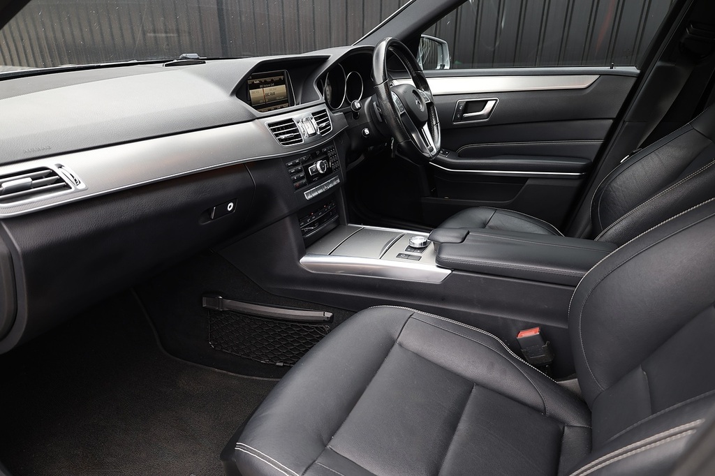 Mercedes-Benz E Class E250 Amg Sport #3