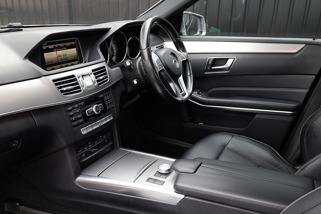 Mercedes-Benz E Class E250 Amg Sport #6