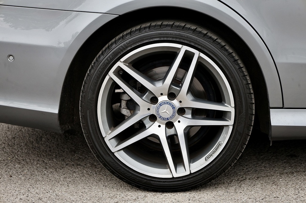 Mercedes-Benz E Class 3.0 E350 Bluetec Amg Line 255 Bhp Black #33