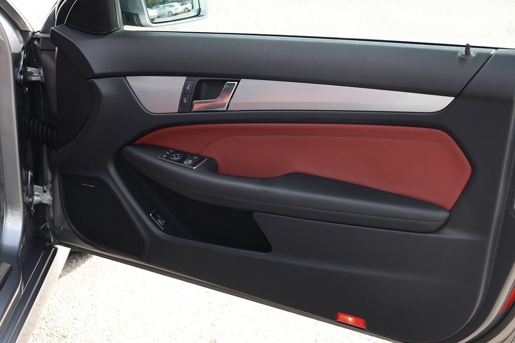 Mercedes-Benz C Class C200 Cdi Black #12