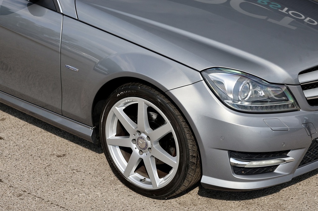 Mercedes-Benz C Class C200 Cdi Black #24