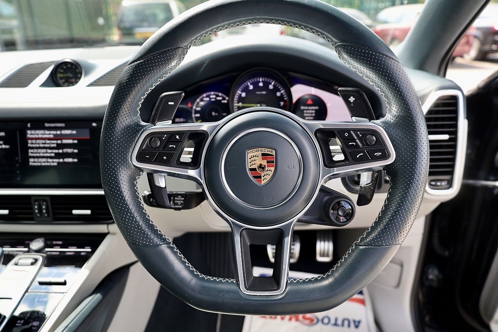 Porsche Cayenne Turbo Tiptronic S 5 Seat Black #14