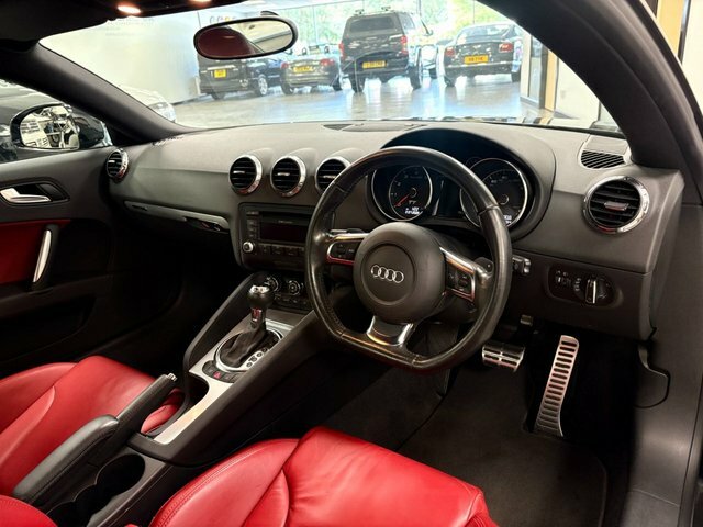 Audi TT 3.2 Tfsi V6 S Line Coupe S Tronic Quatt Black #2