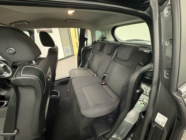 Ford B-Max B-max Titanium Navigator White #20