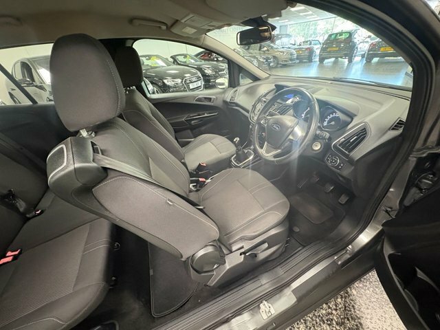 Ford B-Max B-max Titanium Navigator White #17