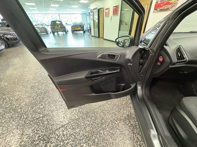 Ford B-Max B-max Titanium Navigator White #25