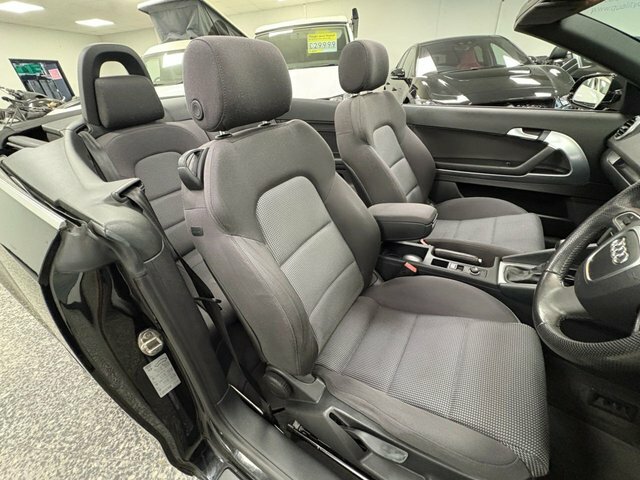 Audi A3 Cabriolet 1.6 Tdi Technik Euro 5 Ss White #25