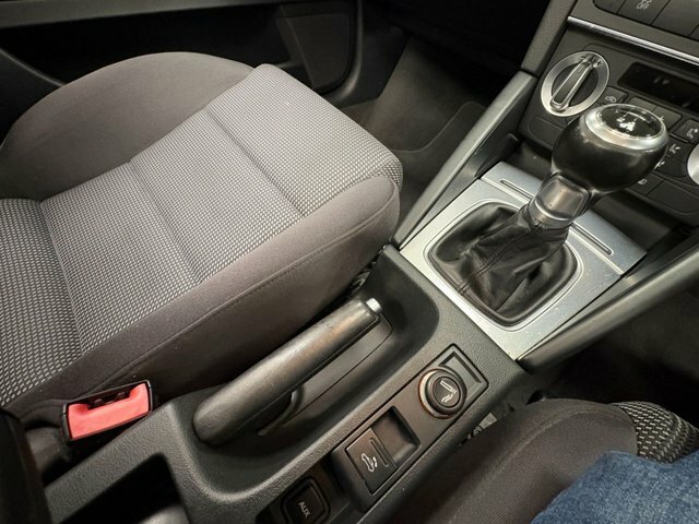 Audi A3 Cabriolet 1.6 Tdi Technik Euro 5 Ss White #31