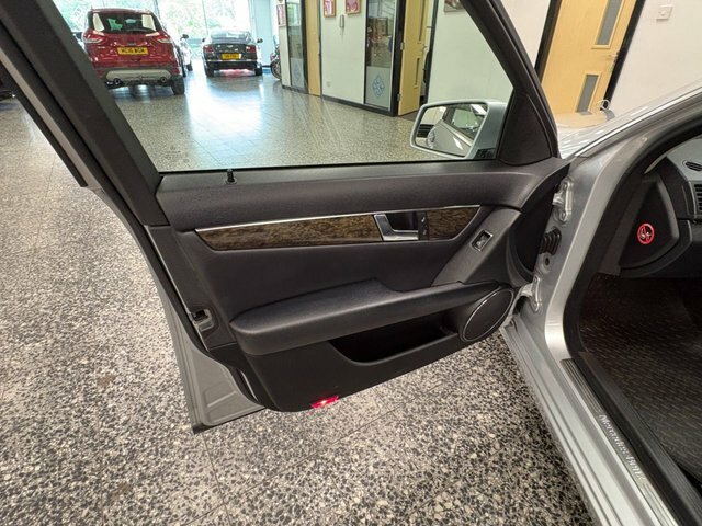 Mercedes-Benz C Class Blueefficiency Elegance Cdi Beige #27