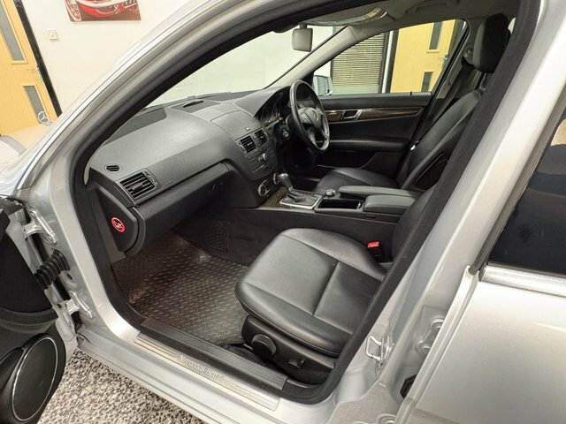 Mercedes-Benz C Class Blueefficiency Elegance Cdi Beige #26