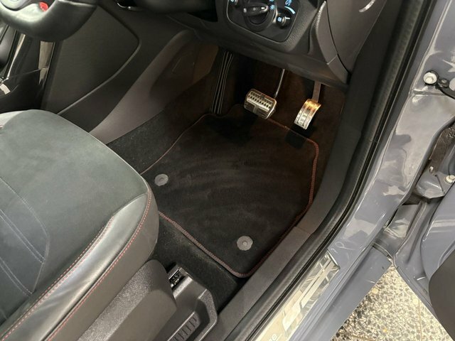 Ford Kuga 2.0 Tdci Ecoblue St-line Edition Suv Po Brown #4