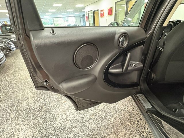 Mini Countryman 1.6 Cooper All4 121 Bhp Black #31