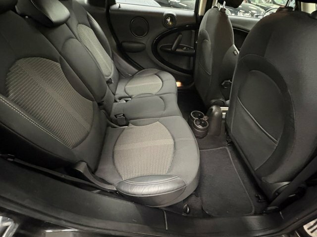 Mini Countryman 1.6 Cooper All4 121 Bhp Black #27