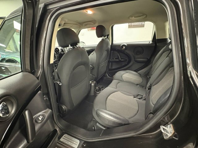 Mini Countryman 1.6 Cooper All4 121 Bhp Black #30
