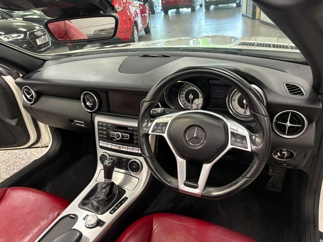 Mercedes-Benz SLK 2.1 Slk250 Cdi Blueefficiency Amg Sport Convertibl White #2