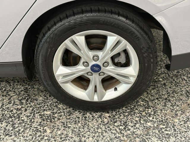 Ford Focus 1.6 Tdci Titanium Euro 5 Ss Black #19