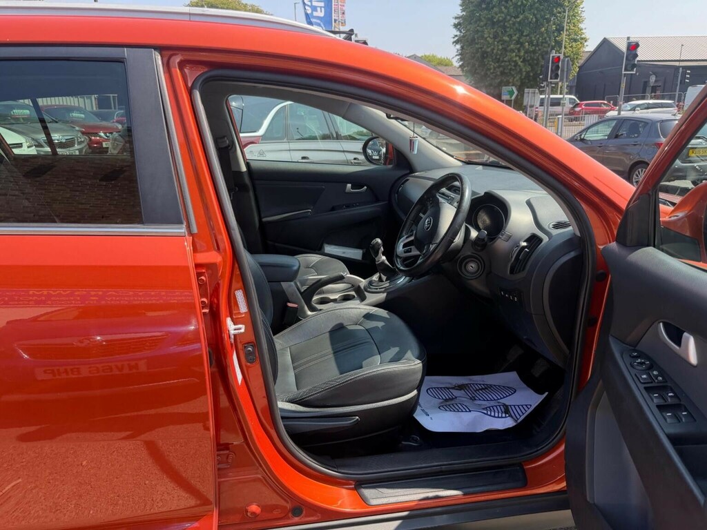 Kia Sportage 1.6 Gdi Isg 2 5Drrear Sensors - Pan Roof - Bluet White #11