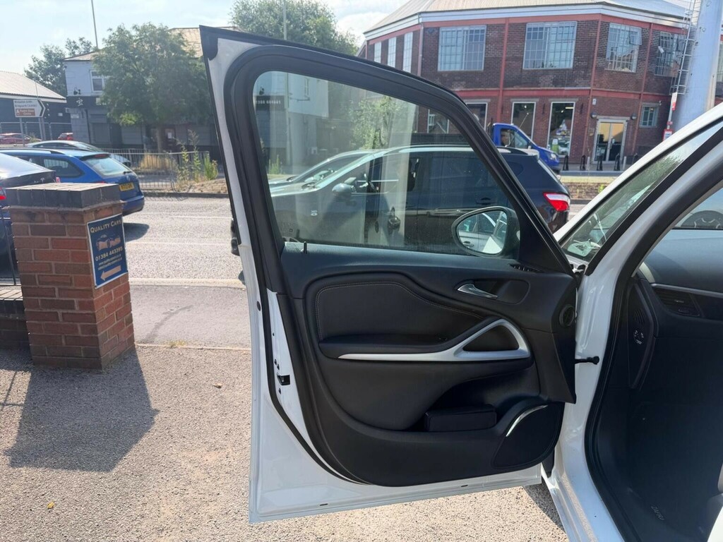 Vauxhall Zafira Tourer Tourer 1.4 Turbo Sri Nav Used-list .Strap Font- Grey #11