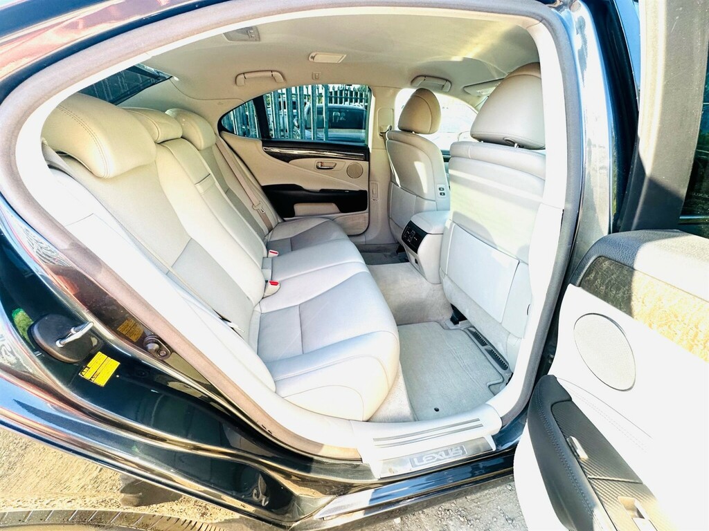 Lexus LS 4.6 V8 Euro 4 Grey #4