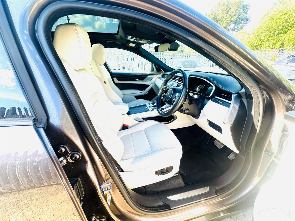 Jaguar F-Pace 2.0 D200 Mhev R-dynamic Black Awd Euro 6 Ss EA23BKN #2