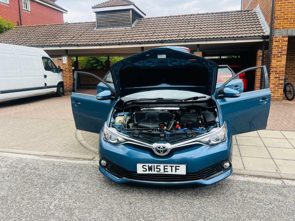Toyota Auris 1.6 D-4d Business Edition Touring Sports Euro 6 S Blue #4