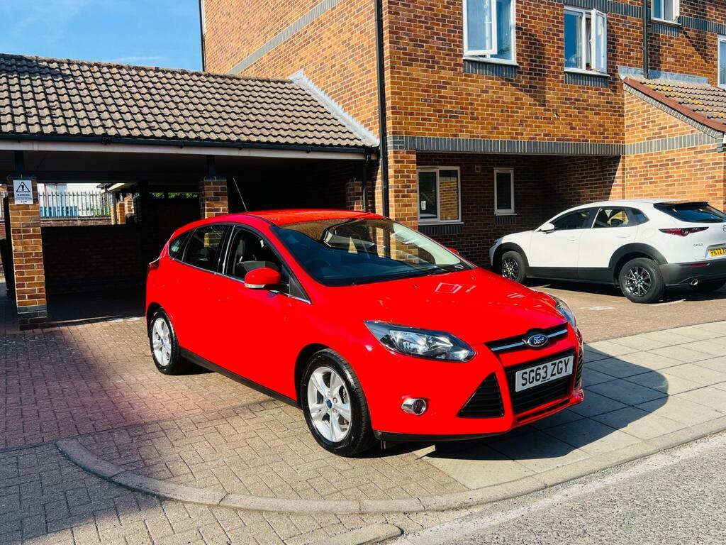 Ford Focus 1.6 Zetec Powershift Euro 5 Red #6