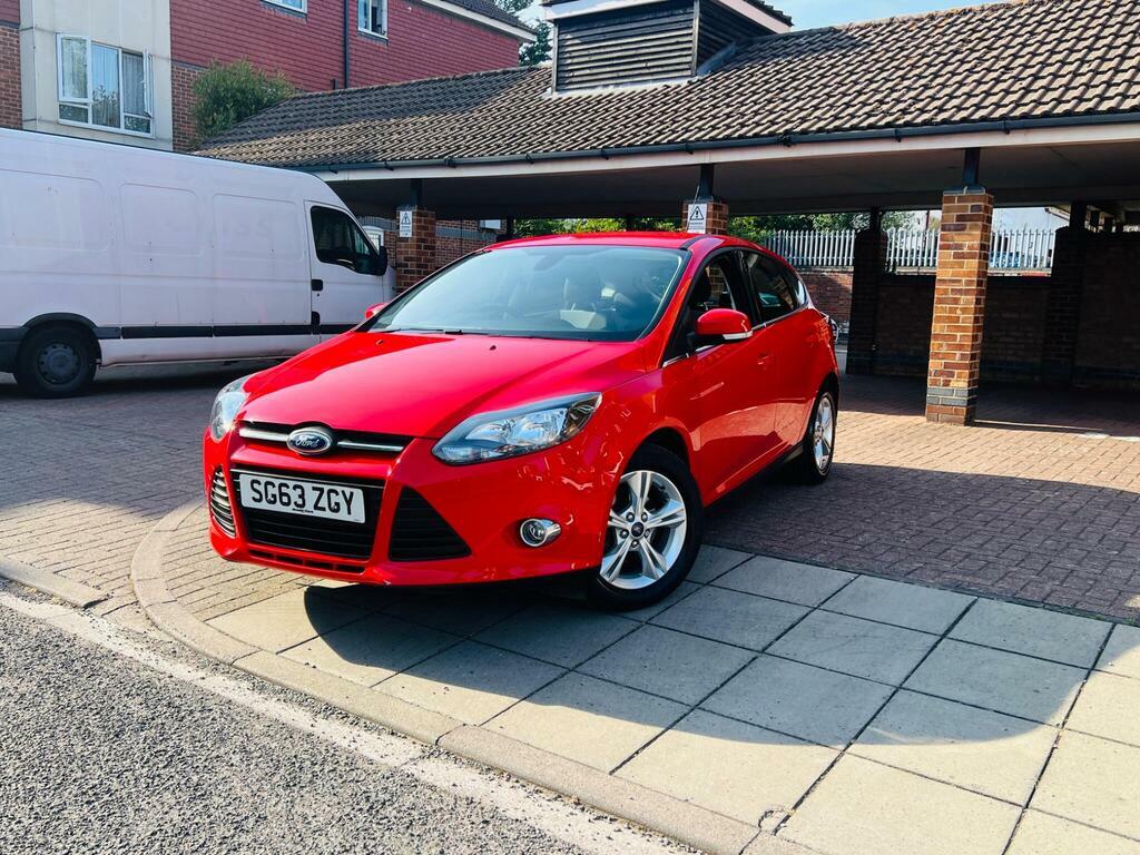 Ford Focus 1.6 Zetec Powershift Euro 5 Red #2
