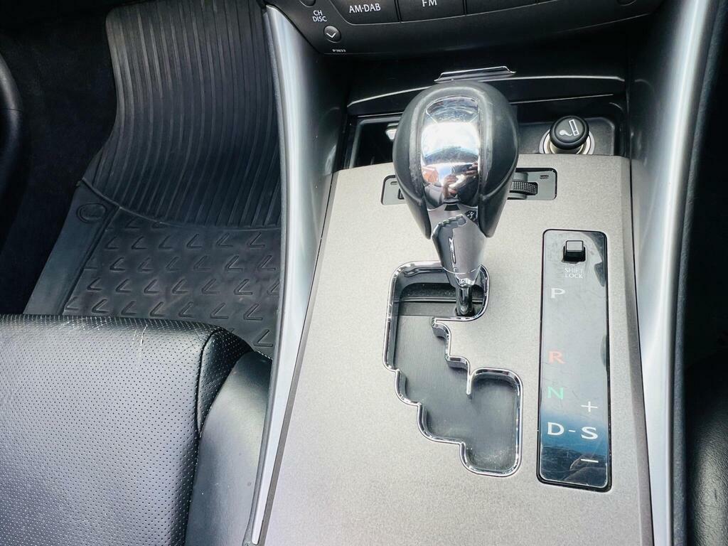 Lexus IS Saloon 2.5 Grey #47