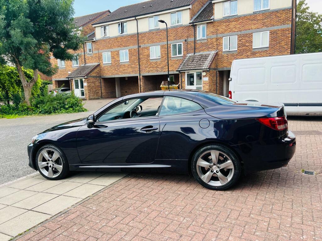 Lexus IS Saloon 2.5 Grey #32