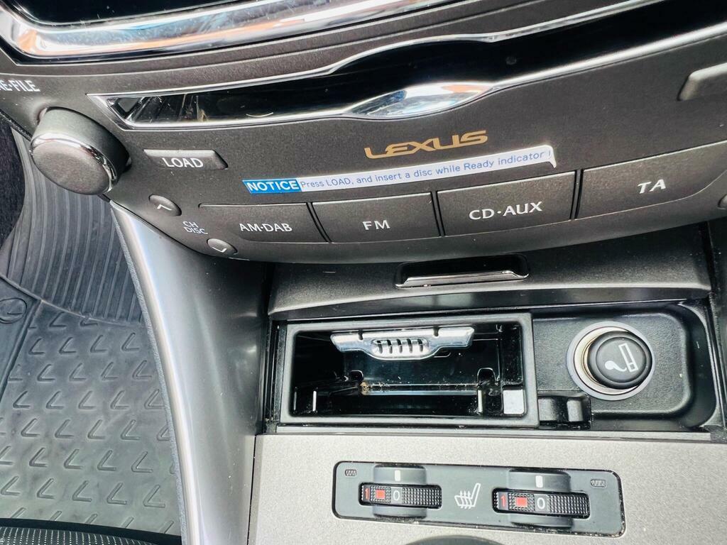 Lexus IS Saloon 2.5 Grey #56