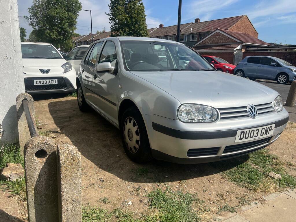 Volkswagen Golf 1.6 Se Silver