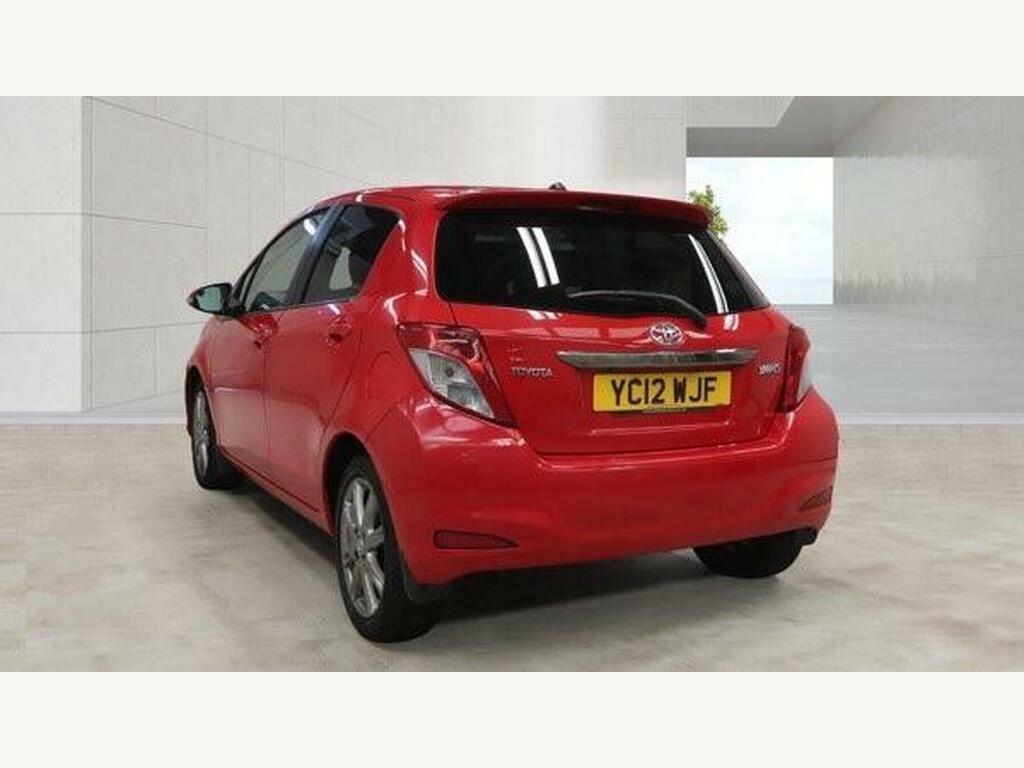 Toyota Yaris 1.33 Dual Vvt-i Sr Euro 5 Red #3