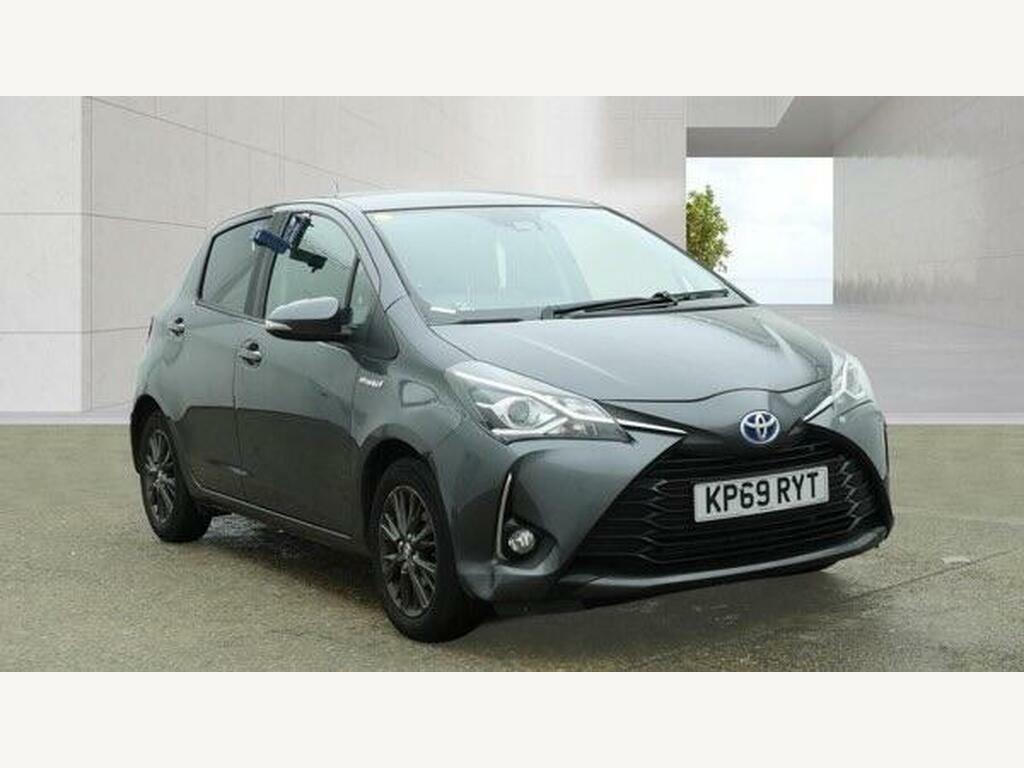 Toyota Yaris Hatchback Grey #1