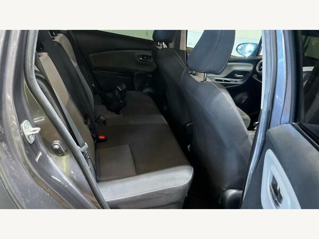 Toyota Yaris Hatchback Grey #8