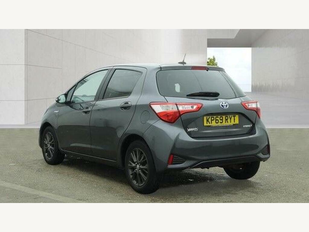 Toyota Yaris Hatchback Grey #3