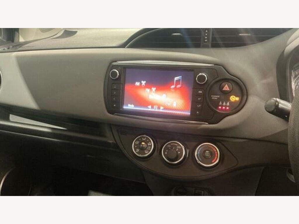 Toyota Yaris Hatchback Grey #11