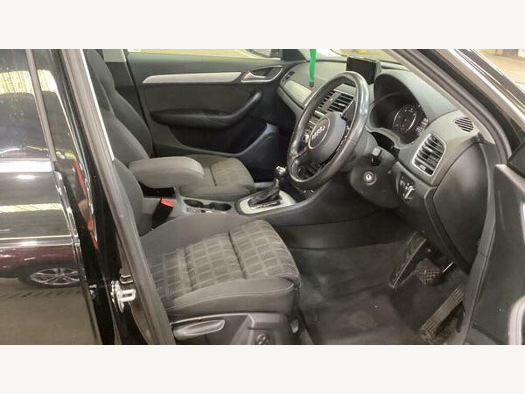 Audi Q3 Sport Tfsi  #11