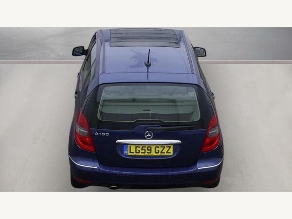 Mercedes-Benz A Class Hatchback 2.0 A160 Cdi Elegance Se 200909 Black #8