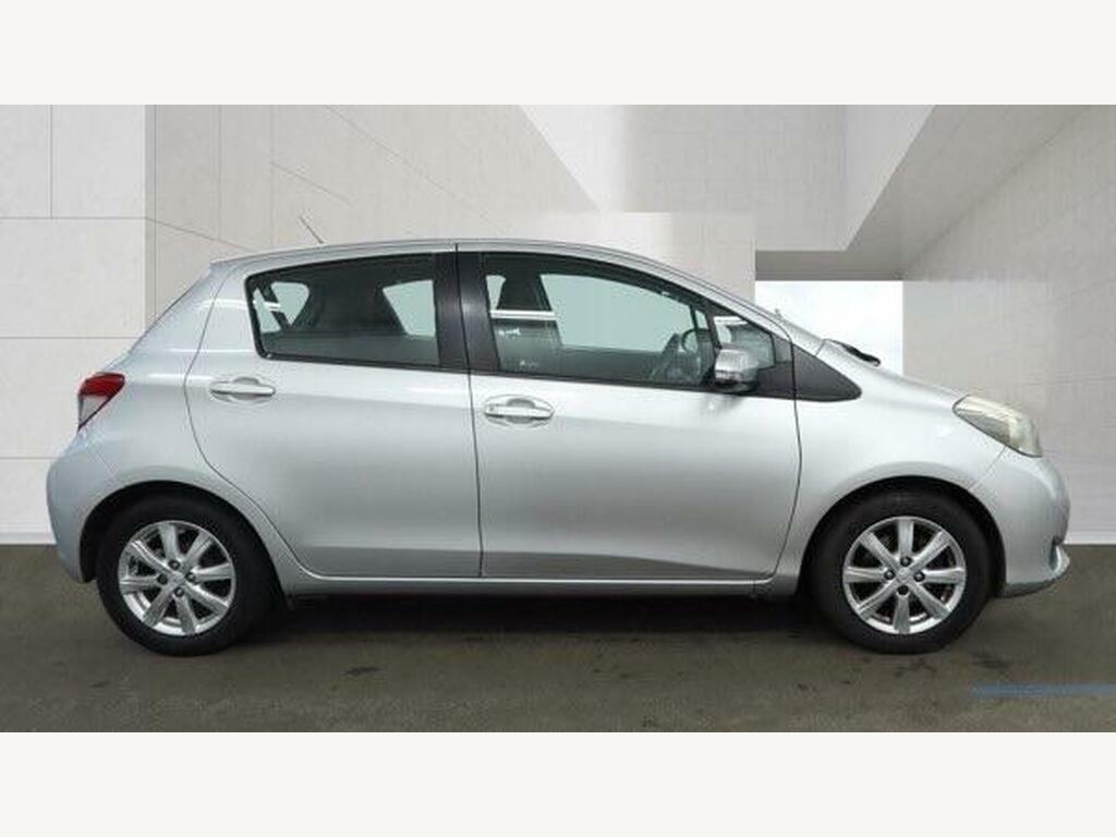 Toyota Yaris 1.33 Dual Vvt-i Tr Multidrive S Euro 5 Silver #5
