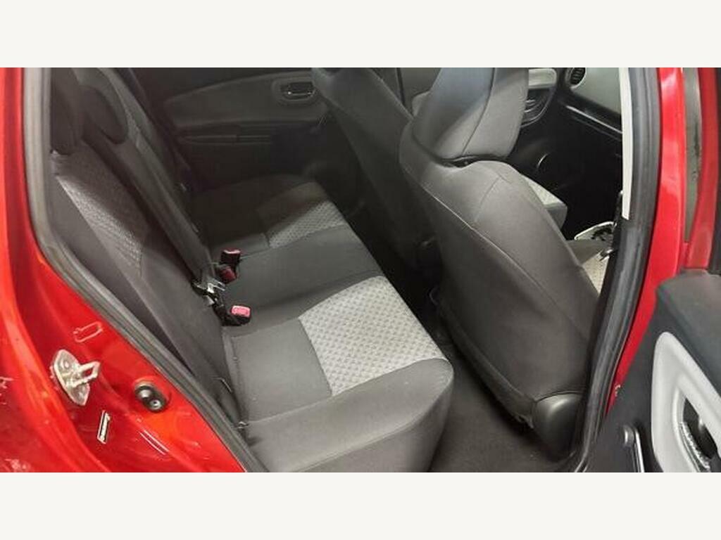 Toyota Yaris Hatchback Grey #10
