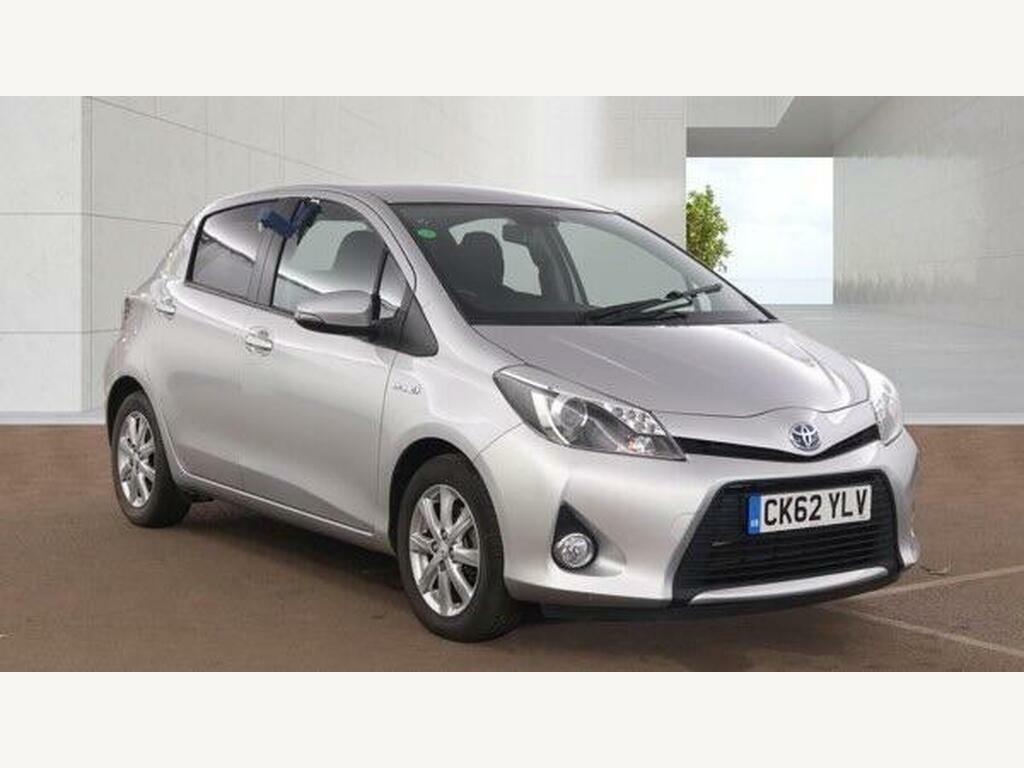 Toyota Yaris 1.5 Vvt-h T4 Cvt Euro 5 Silver