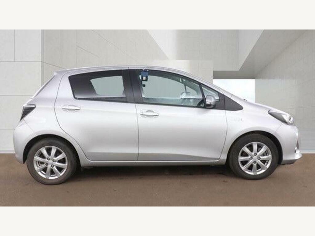 Toyota Yaris 1.5 Vvt-h T4 Cvt Euro 5 Silver #5