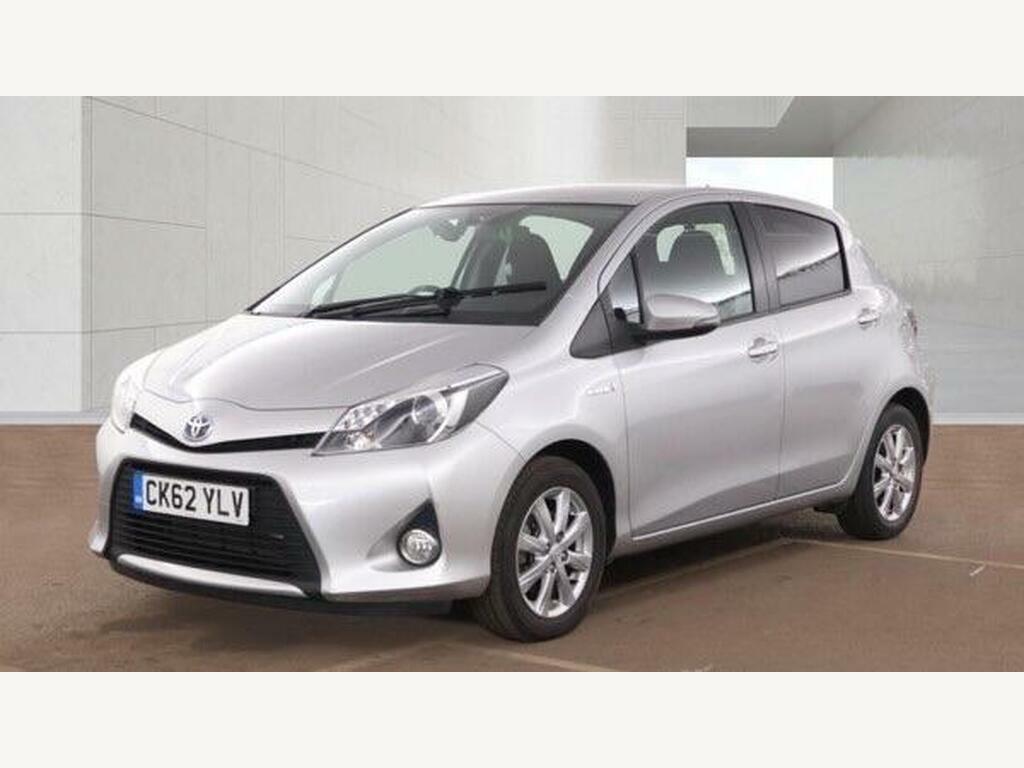 Toyota Yaris 1.5 Vvt-h T4 Cvt Euro 5 Silver #2