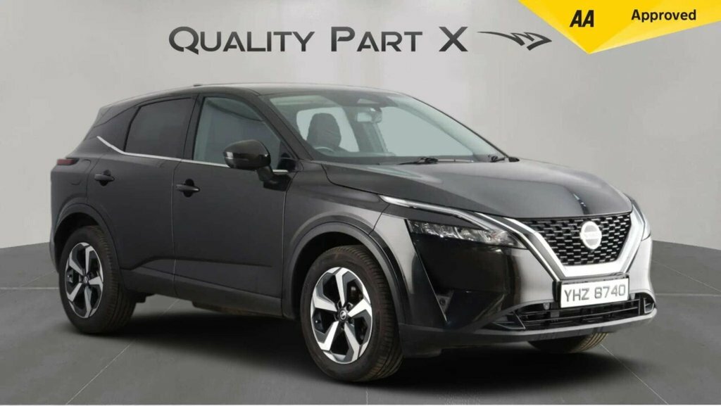 Nissan Qashqai Suv YHZ8740 Black